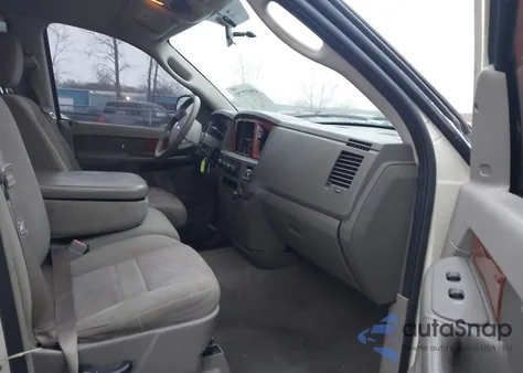 2006 Dodge Ram 1500 Slt/Trx4 Off Road/Sport из США, поврежденный, VIN 1D7HU18N56J189718